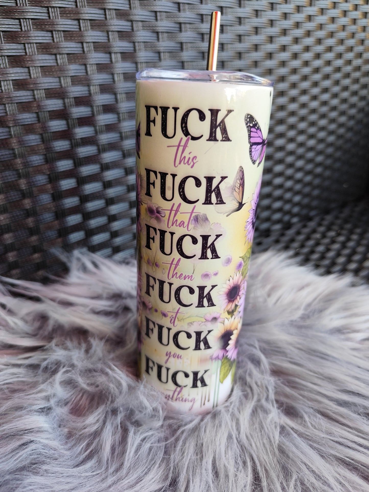 Frecher Becher mit Spruch & Tattoo-Design | 20oz Edelstahl Tumbler mit Strohhalm | Geschenk für starke Frauen | Sunflower Cup