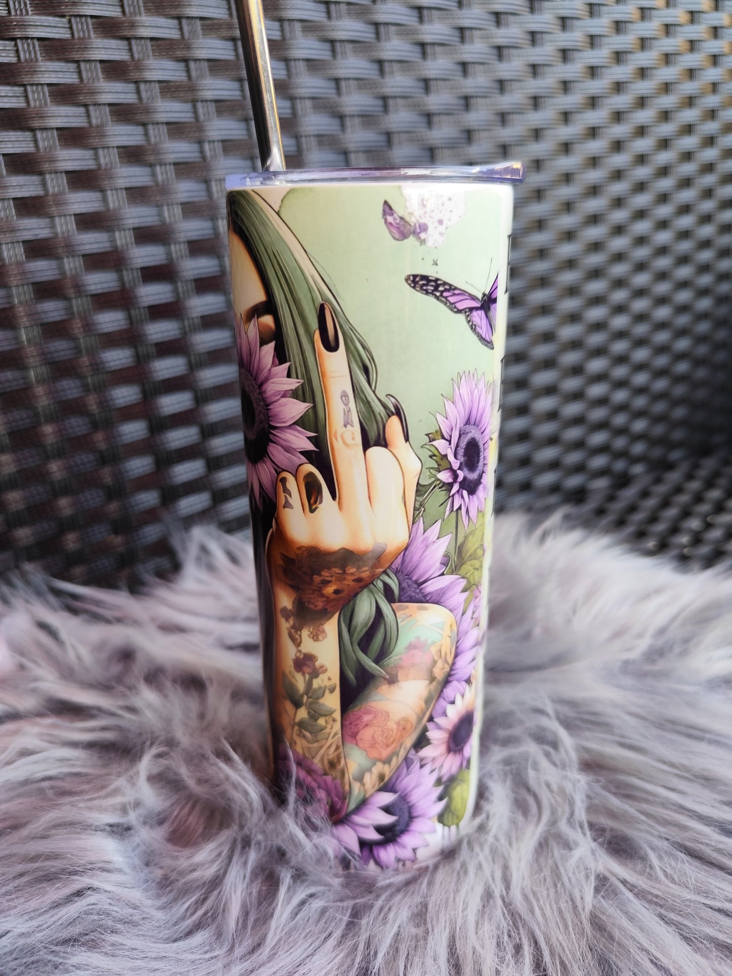 Frecher Becher mit Spruch & Tattoo-Design | 20oz Edelstahl Tumbler mit Strohhalm | Geschenk für starke Frauen | Sunflower Cup